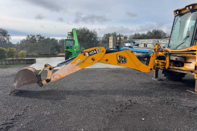 OmecoHub - Immagine JCB 4CX